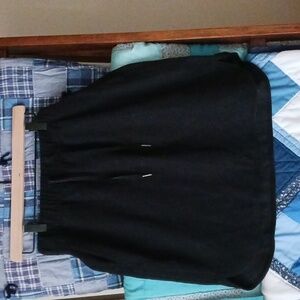 Lululemon On the Fly skirt black sz 10